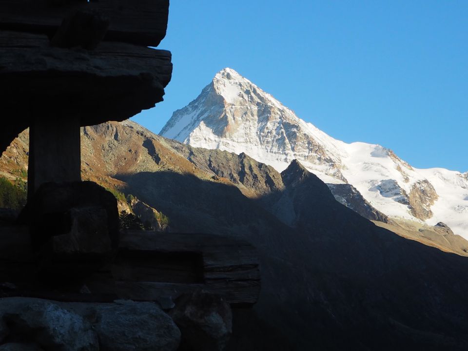 Mayens à louer près de la Dent Blanche