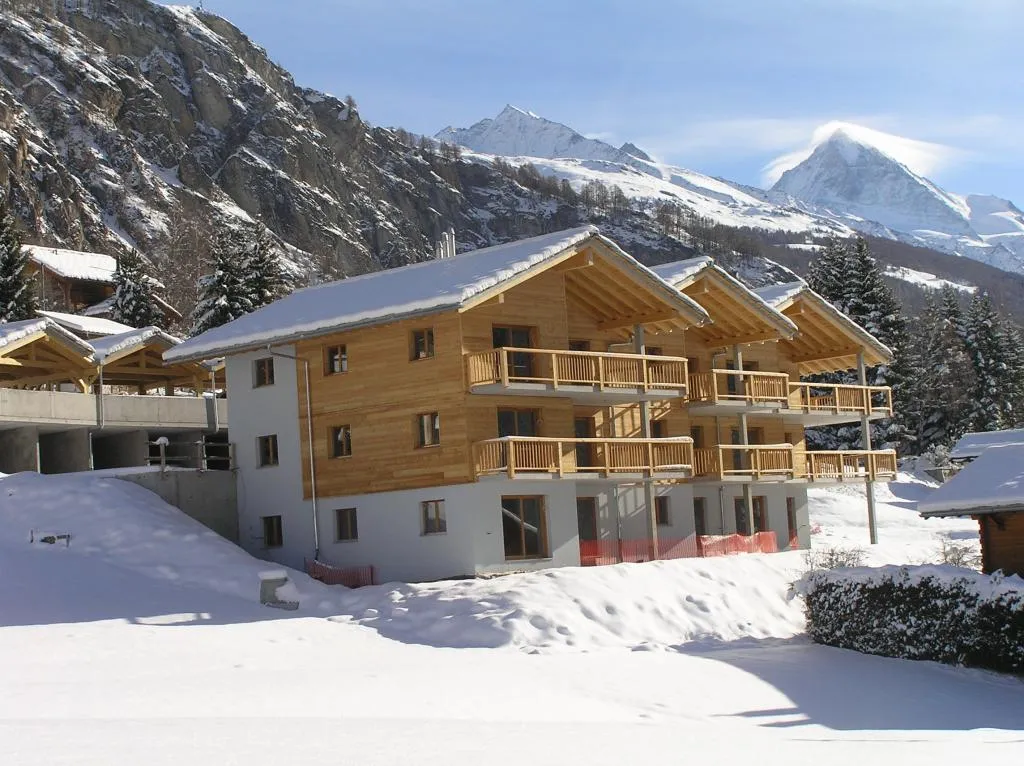 Location Appartement Cachet Lumineux Evolène