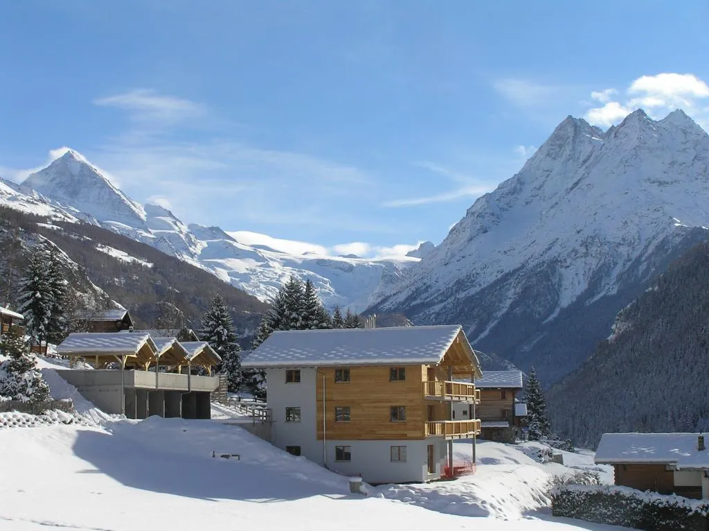 Location Appartement Cachet Lumineux Evolène